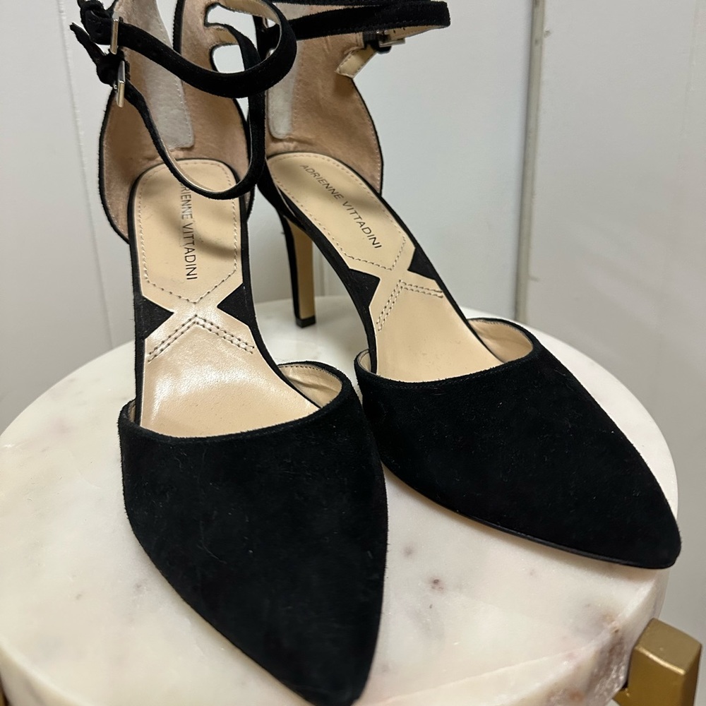 NEW! Black suede heels with ankle straps